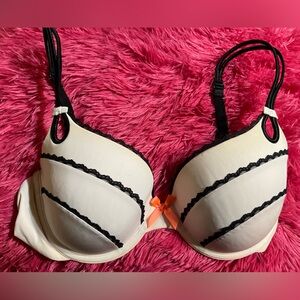 Victoria’s Secret Sexy Little Things, size 34 D